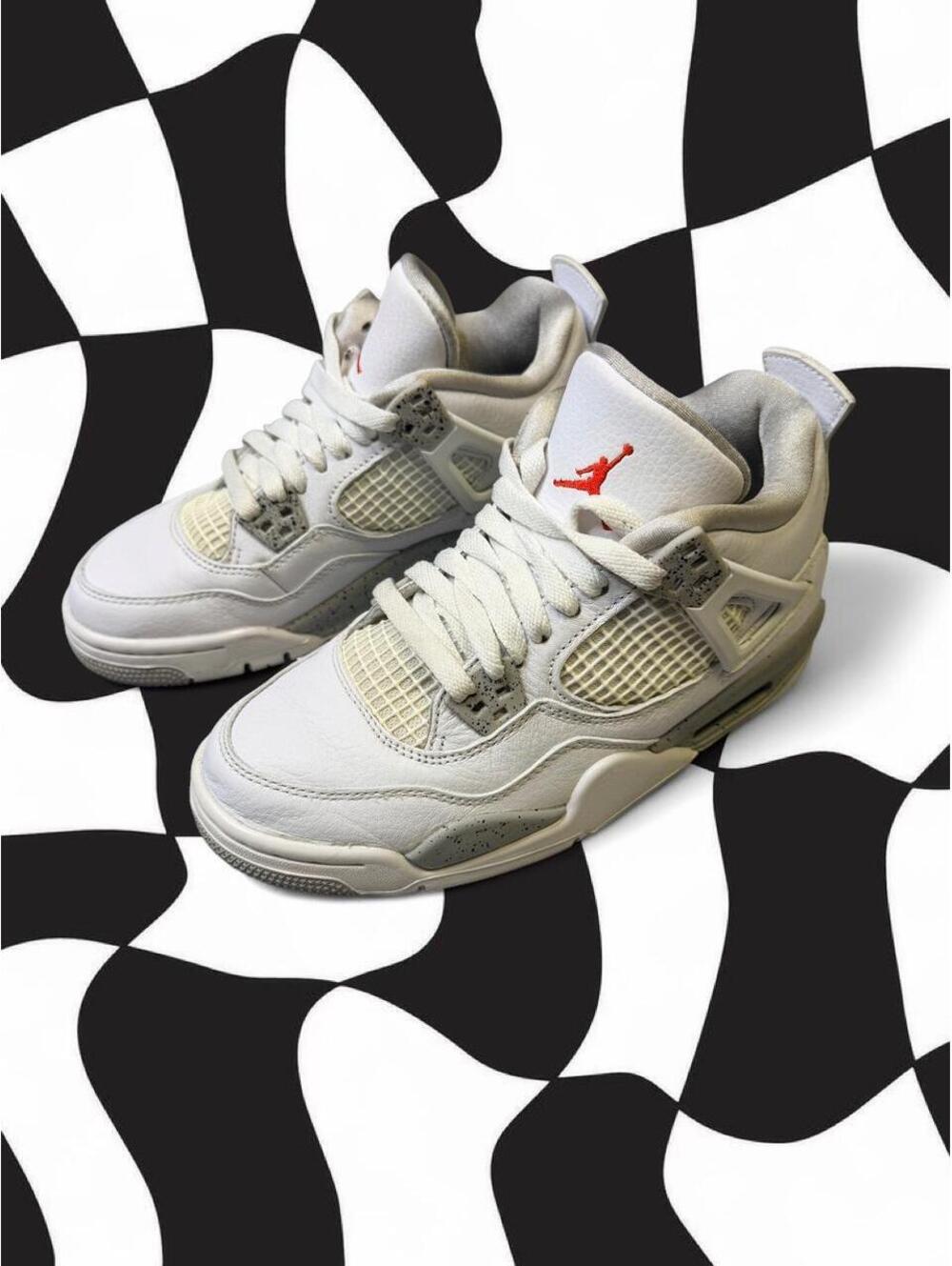 Jordan 4 Retro "White oreo”